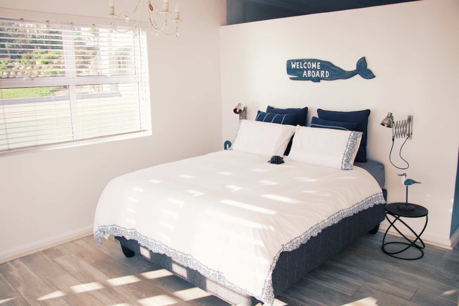 To Let 4 Bedroom Property for Rent in Bloubergstrand Western Cape